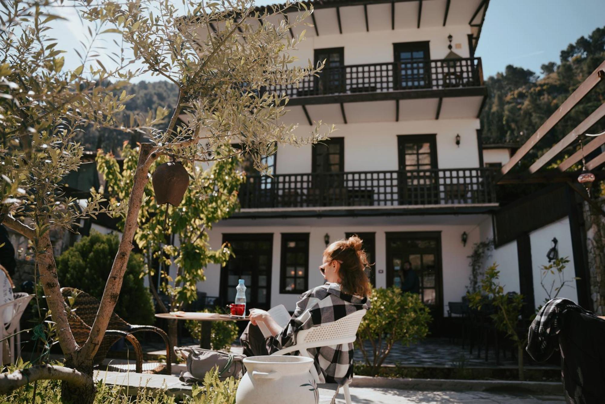 Maya Hostel Berat Ngoại thất bức ảnh