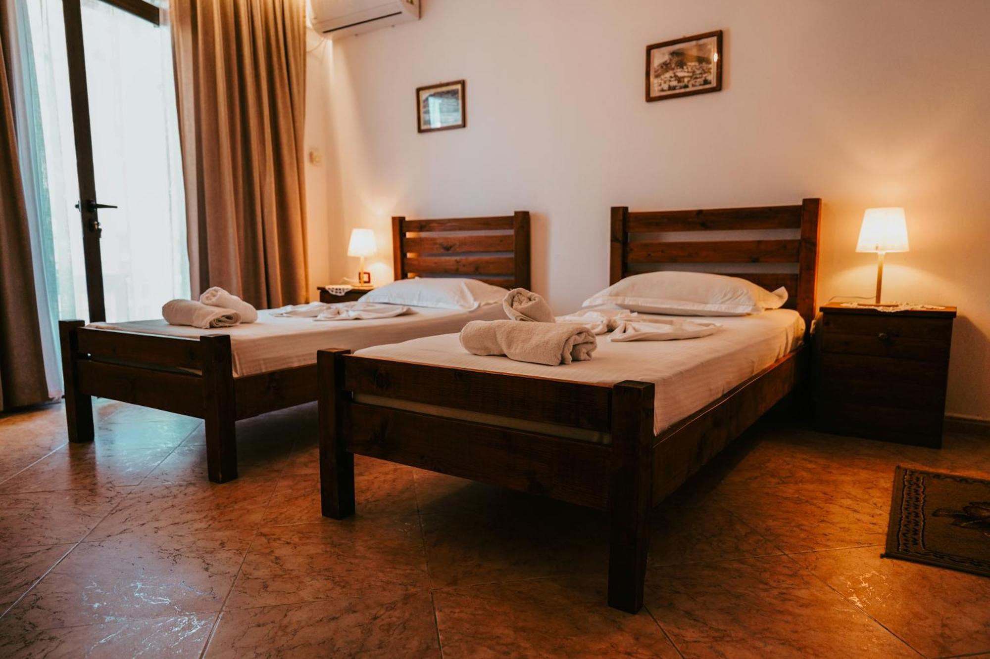 Maya Hostel Berat Ngoại thất bức ảnh